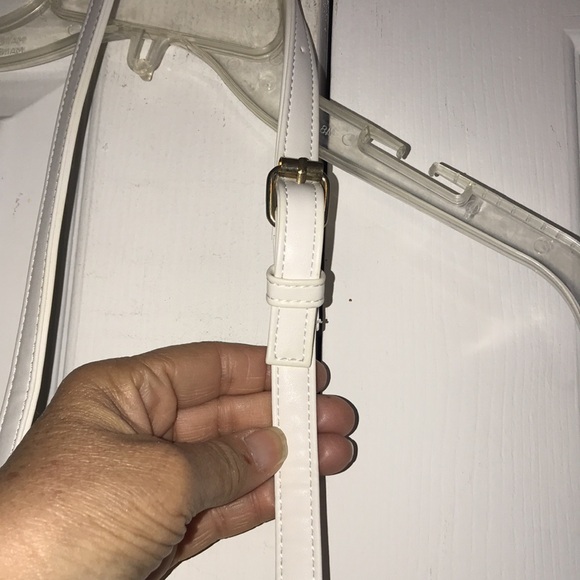 NWT Women’s Money Print Crossbody Bag - Picture 5 of 13